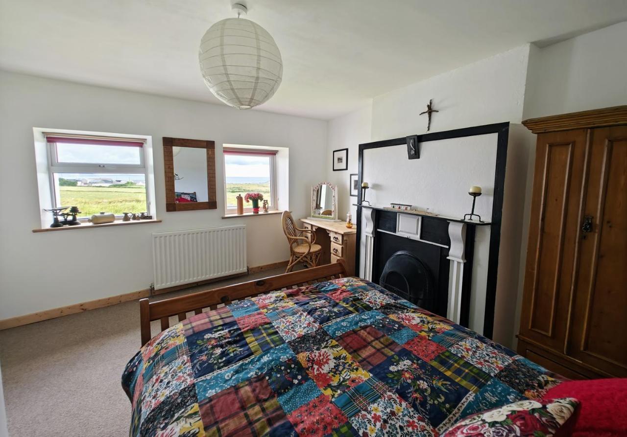 Teach Roisin-Traditional Irish Holiday Cottage In Malin Head. Exterior foto